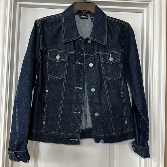 Dark wash denim (jean) jacket size medium - Picture 2 of 5